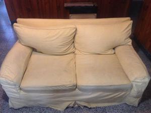 Sillón cómodo con funda