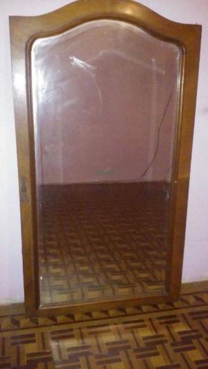 VENDO ESPEJO ANTIGUO(puerta de ropero)