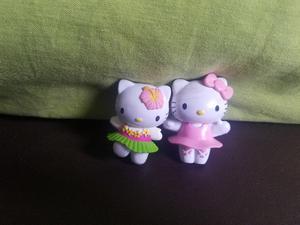 2 muñecas Kitty