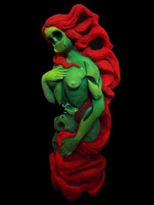 Escultura de yeso Girlzombie $350