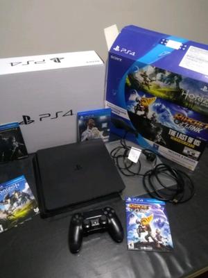 PlayStation 4 SIN USO, con 4 juegos