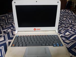 Vendo netbook Exomate x352