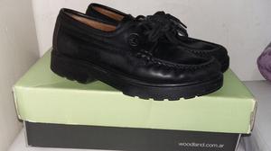 Zapatos colegiales Woodland