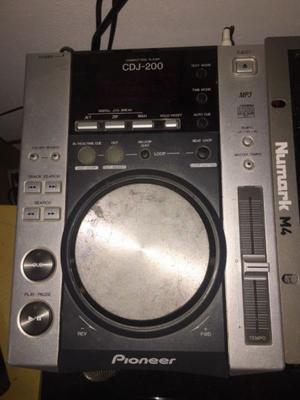 Compacteras Pioneer CDJ-200