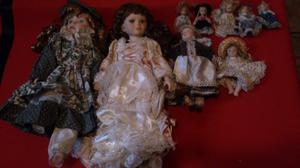 Muñecas de porcelanas grades y chicas