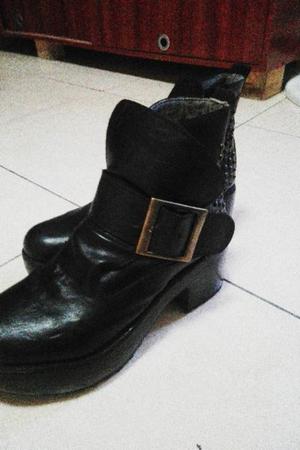 Vendo botas impecable