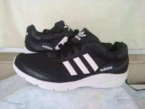 Zapatillas Adidas muevas