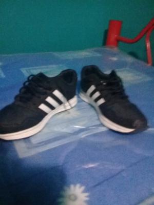 Zapatillas negras talle 38