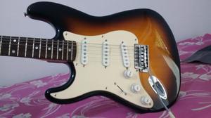 Squier by fender