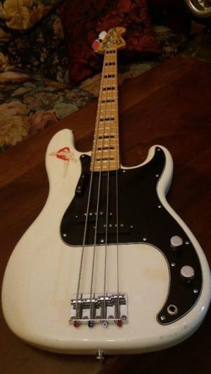 Bajo Fender Bass Precision 70 Made in Japan