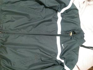 Campera Nike Fit Talle M ORIGINAL