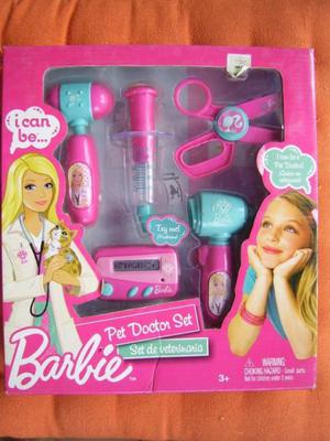 Muñeca Brittany Collection + Barbie Pet Doctor usados en