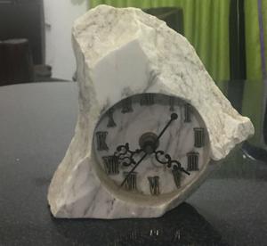 Reloj de piedra chico