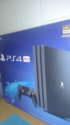 PLAY 4 PRO 4 K. 1 TB NUEVA EN CAJA.