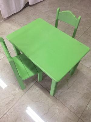 Mesa y silla infantil