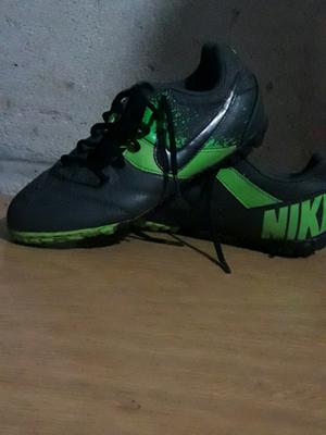 Sin uso hermosos botines nike