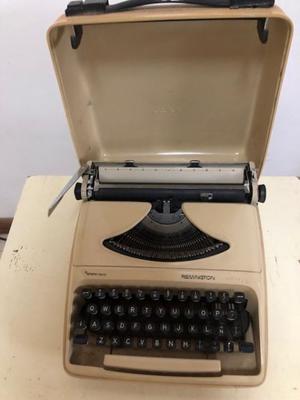 VENDO... máquina de escribir portátil REMINGTON Sperry