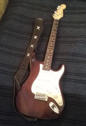 Guitarra ECLAIR Stratocaster Funda Y Cable