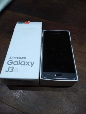 Samsung J3.