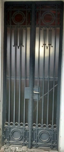 Puerta de hierro macisa