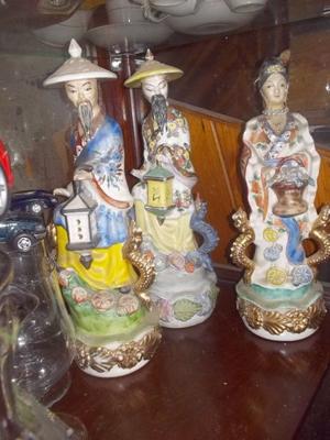 antiguas figuras de porcelana oriental $700 c/u estan en