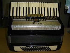 ACORDEON SCANDALLI 80 BAJOS, ITALIANA LEGITIMA Y ORIGINAL