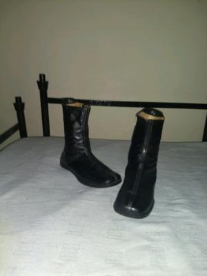 Botas de cuero