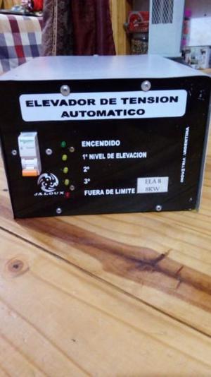 Elevador de Tension Automatico 8 KW