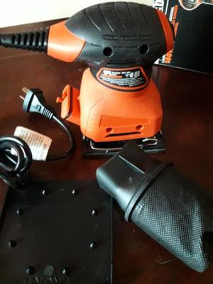 LIJADORA DE PALMA BLACK Y DECKER - NUEVA - SIN USO