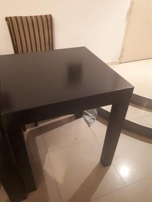 Mesa Wengue oscura Casi nueva