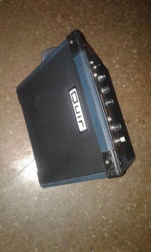 Amplificador de guitarra a batería