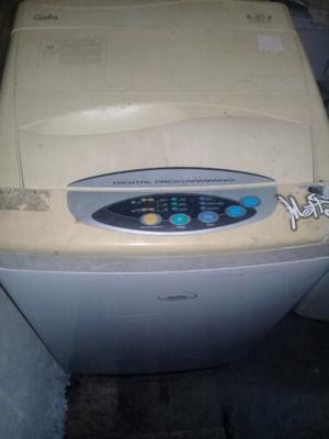 Se vende lavarropa automático unico detalle lo q se ve en