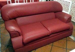Sillones soft en simil cuero bordó