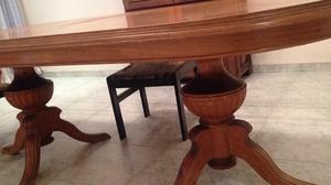 VENDO MESA DE ROBLE PARA 10 SILLAS (sin sillas) tiene patas