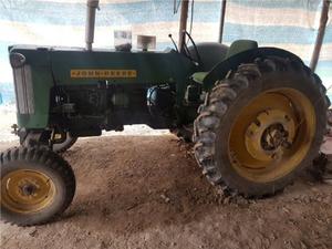 John Deere 445