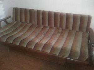 SOFÁ CAMA CON CAJÓN EN MADERA MACIZA DE PETIRIBÍ