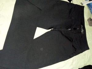 vendo pantalones negros sin uso marca dromedar