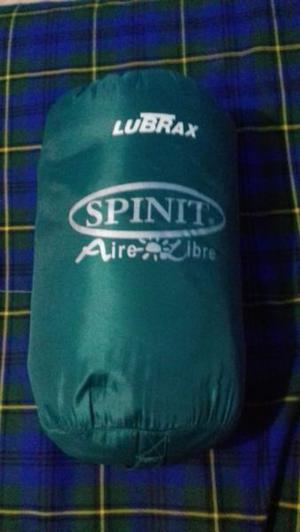 Bolsa de dormir liviana y grande. Ideal para todo tipo de