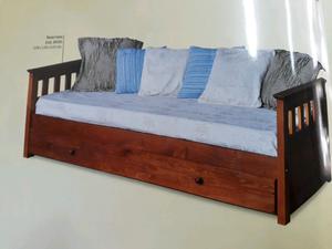 Divan cama madera... idem foto.