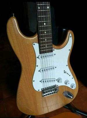 Guitarra eléctrica Accord Stratocaster standard