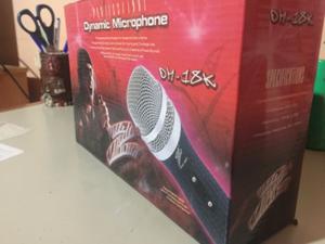 Micrófono Dynamic Microphone sin uso