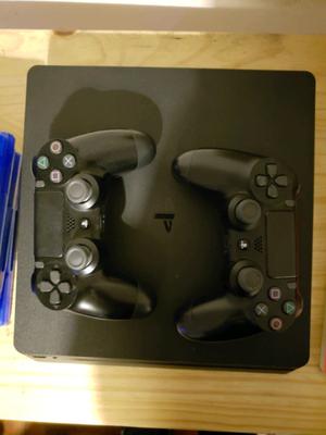 Ps4 slim 1 tb con 2 joysticks