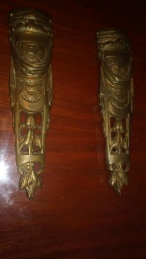 Antiguos apliques o herraje de bronce para mueble francés o