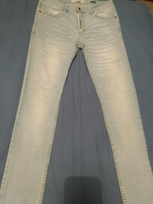 Jean Baquero gris talle 32 chupin hombre