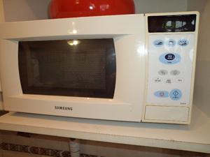 MICROONDAS SAMSUNG 600 wats