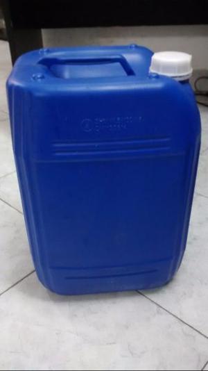 VENDO BIDONES AZULES Y BLANCOS DE 30KG