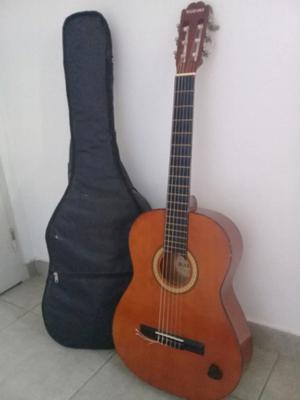 Guitarra criolla Susuki