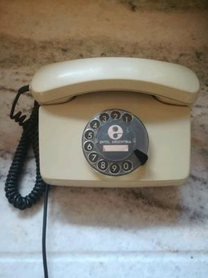 Teléfono antiguo en funcionamiento