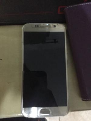 Samsung S6 liberado con funda morada con tapa