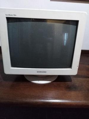 MONITOR SAMSUNG SYNCMASTER 794v de 17 p.